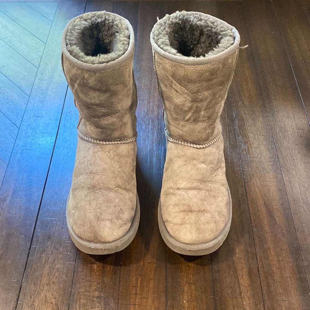 UGG Boots Sz 8 Grey